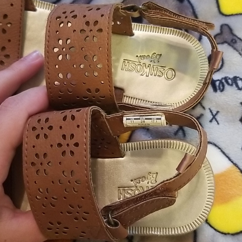 Girl's Brown Sandals Dressy Size 11 Oshkosh - Picture 3 of 6